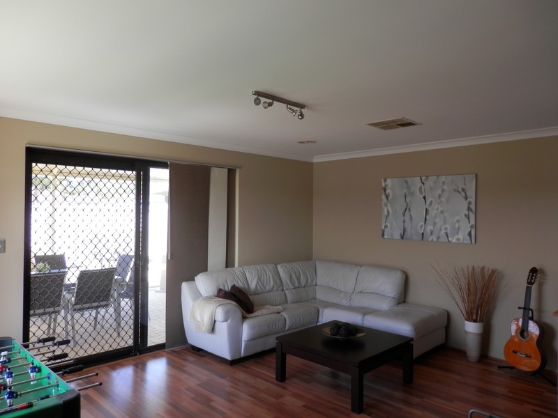 23  Fulmar Way, Seville Grove WA 6112