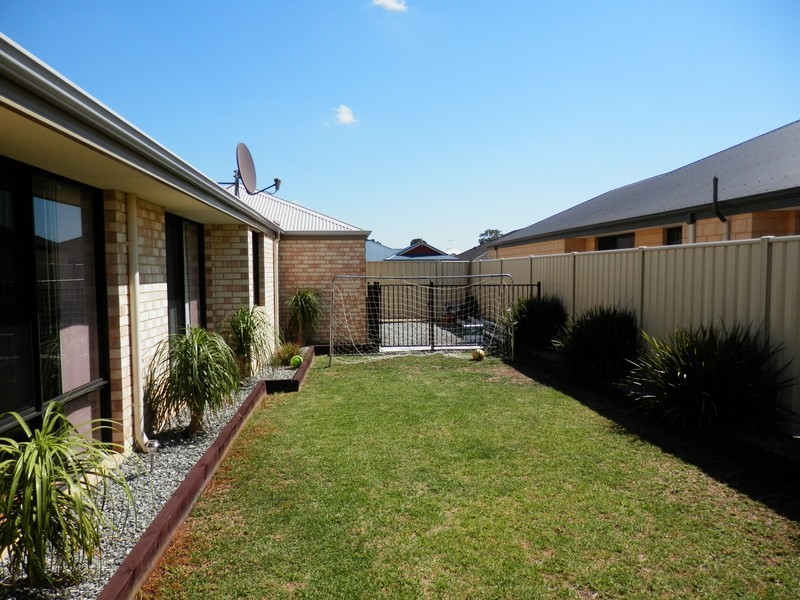 23  Fulmar Way, Seville Grove WA 6112