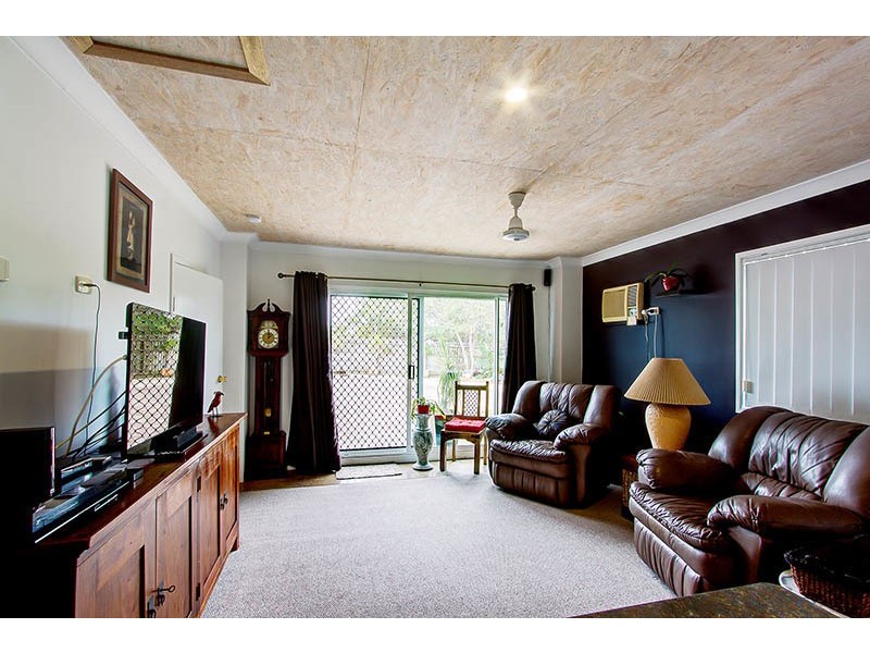 128-130 Apsley Way, Andergrove QLD 4740