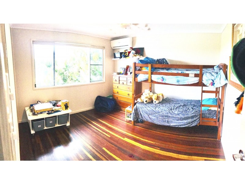 128-130 Apsley Way, Andergrove QLD 4740
