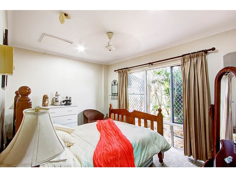 128-130 Apsley Way, Andergrove QLD 4740