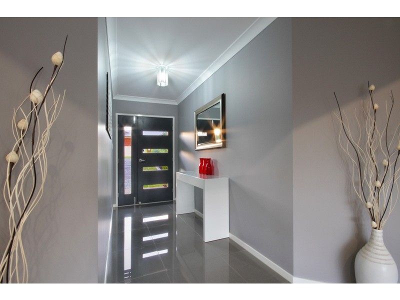 8 Cooinda Place, Glass House Mountains QLD 4518