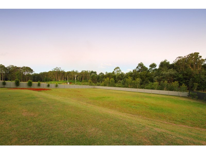 8 Cooinda Place, Glass House Mountains QLD 4518