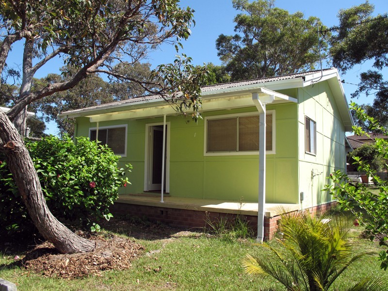 1 Flora Street, Culburra Beach NSW 2540