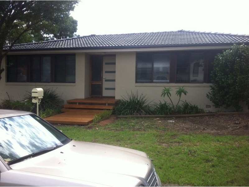 17a Hughes Drive, Albion Park NSW 2527