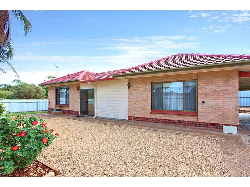 18 Hodge Road, Para Hills SA 5096