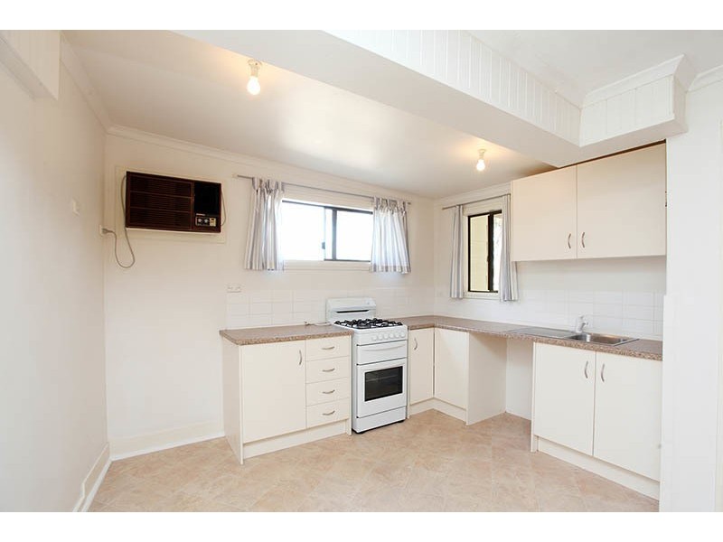 18 Hodge Road, Para Hills SA 5096