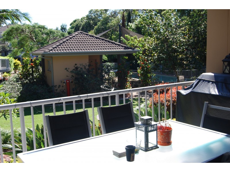 21/22 Oleander Avenue, Biggera Waters QLD 4216