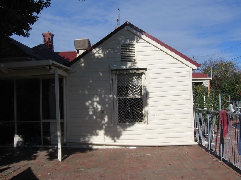 354 Tribune Street, Albury NSW 2640
