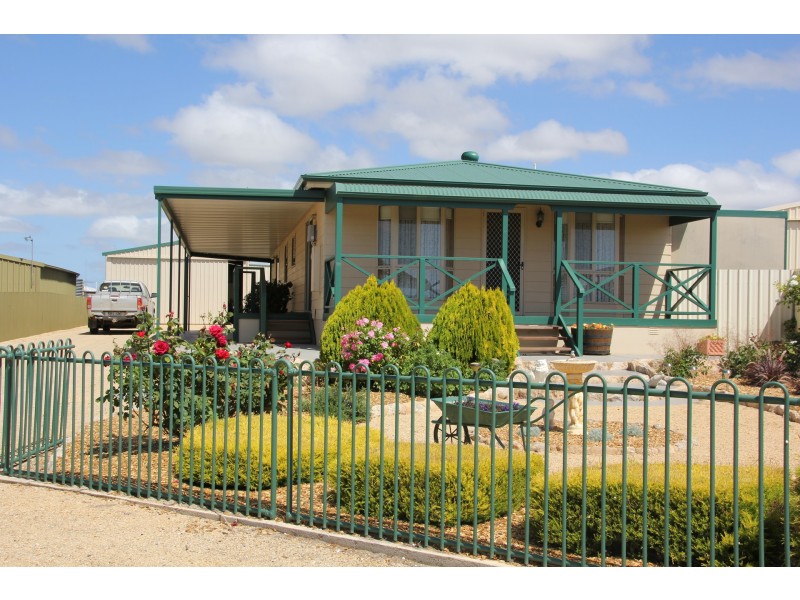 5 Prior Court, Point Turton SA 5575