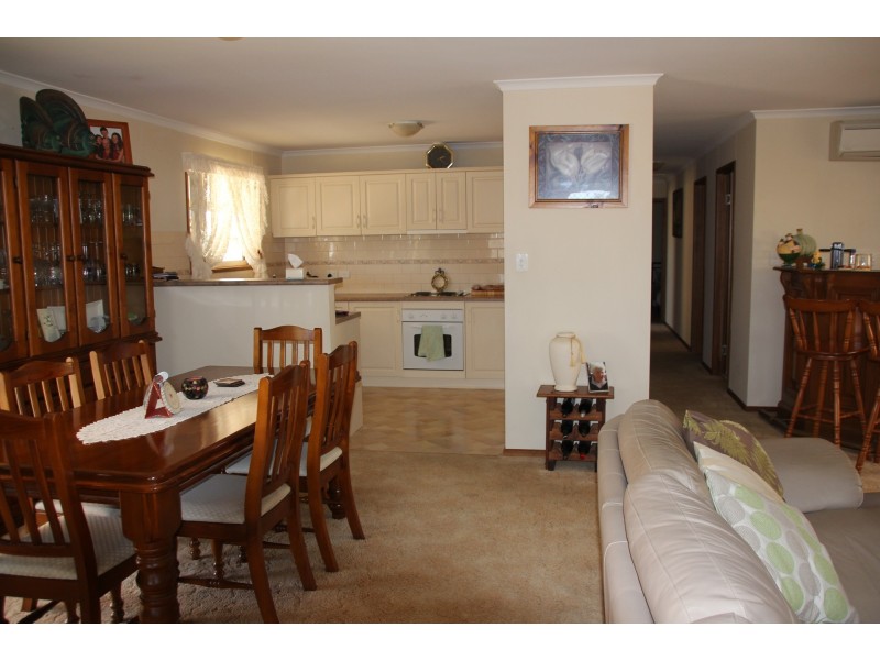 5 Prior Court, Point Turton SA 5575