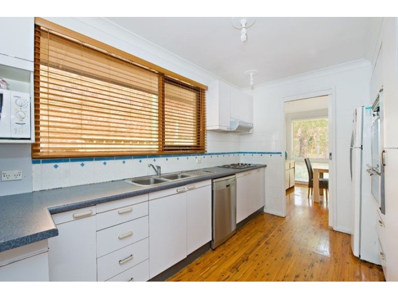 5 Bingara Drive, Sandy Point NSW 2172