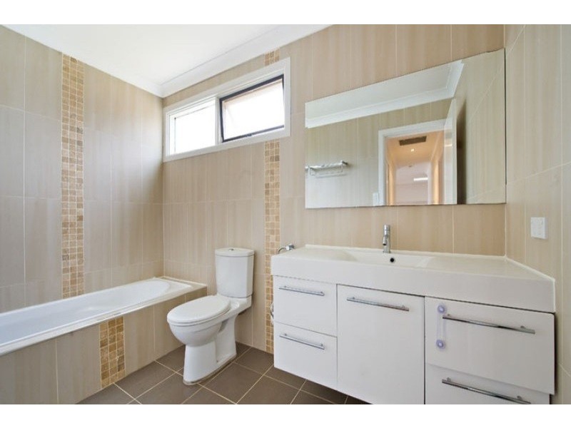 5 Bingara Drive, Sandy Point NSW 2172
