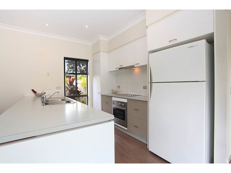 24 Casuarina Drive, Molendinar QLD 4214