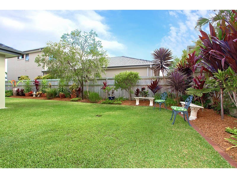 24 Casuarina Drive, Molendinar QLD 4214