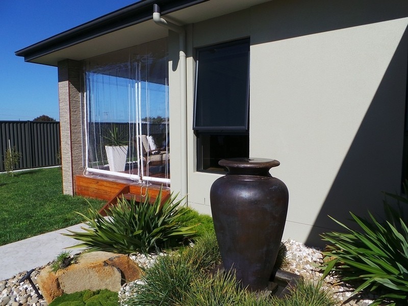 4 Franklin Drive, Shearwater TAS 7307