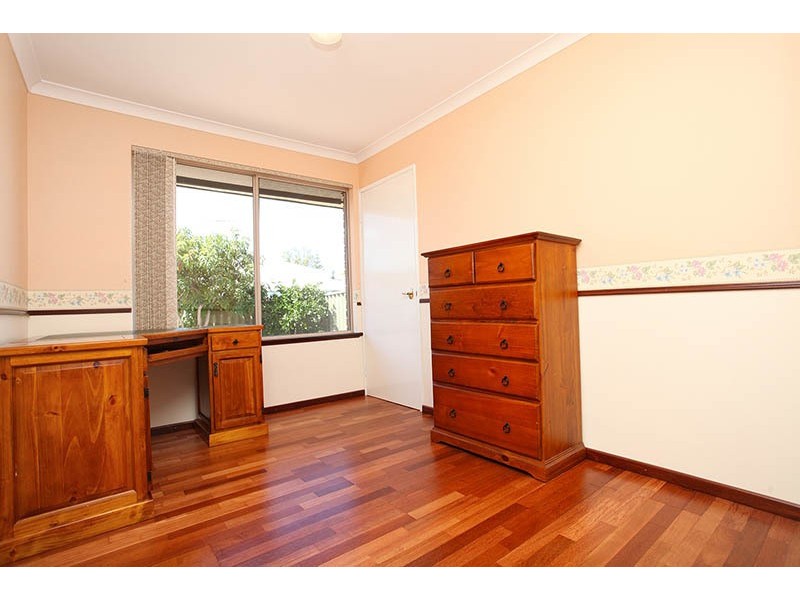 8 Birdsong Grove, Greenfields WA 6210