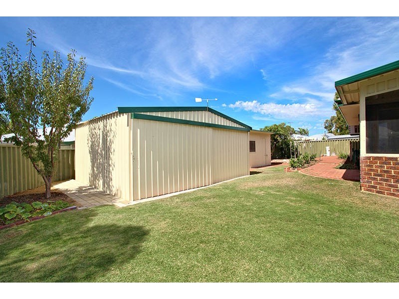 8 Birdsong Grove, Greenfields WA 6210