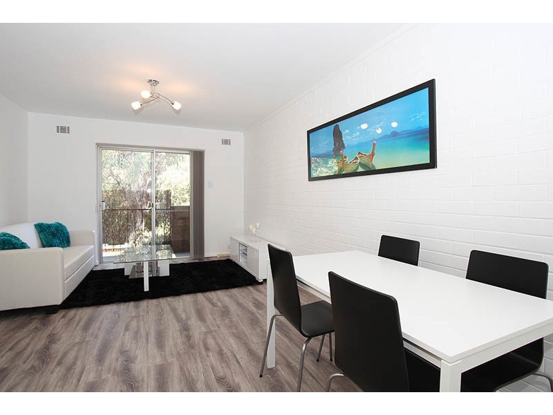 10/93 Herdsman Parade, Wembley WA 6014