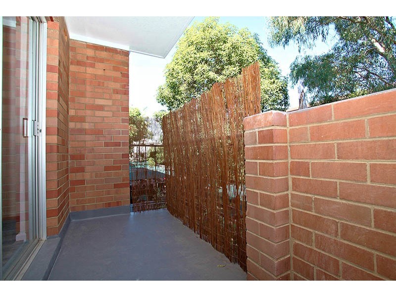 10/93 Herdsman Parade, Wembley WA 6014