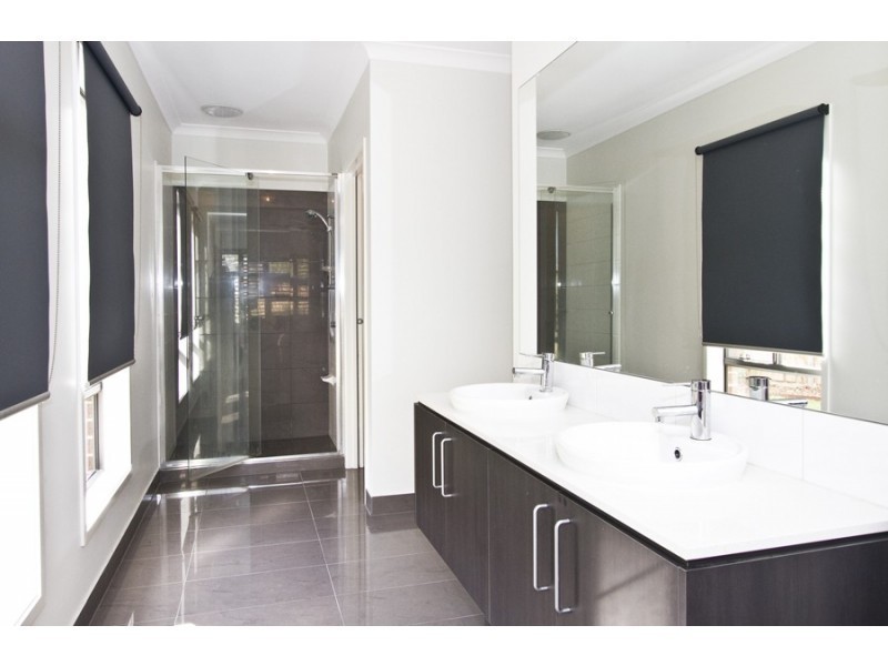 48 Eminence Blvd, Doreen VIC 3754