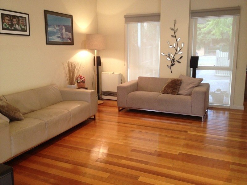 30 Raymond Street, Blackburn North VIC 3130