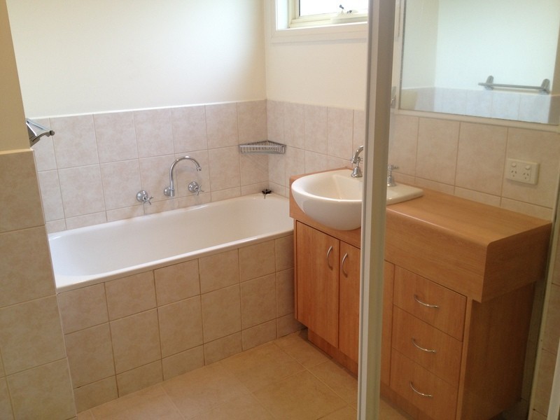 30 Raymond Street, Blackburn North VIC 3130
