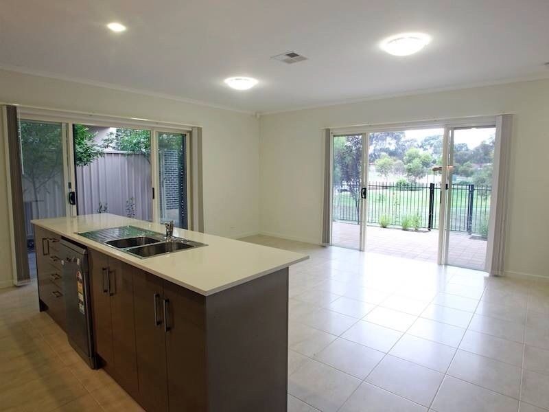 33/2 Eucalyptus Avenue, Noarlunga Centre SA 5168