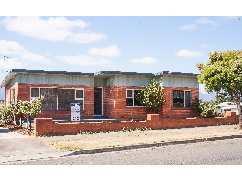24 Cameron Street, Scottsdale TAS 7260