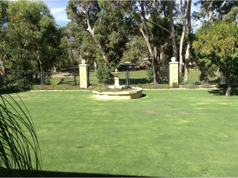 15 Mayfair Mews, Meadow Springs WA 6210