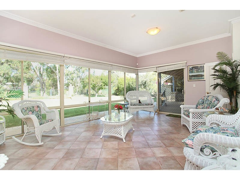 15 Mayfair Mews, Meadow Springs WA 6210