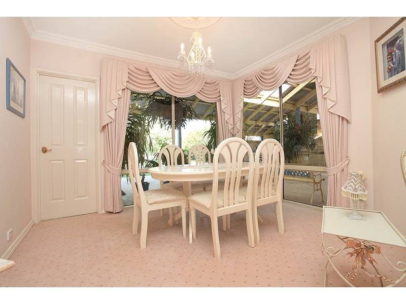 15 Mayfair Mews, Meadow Springs WA 6210