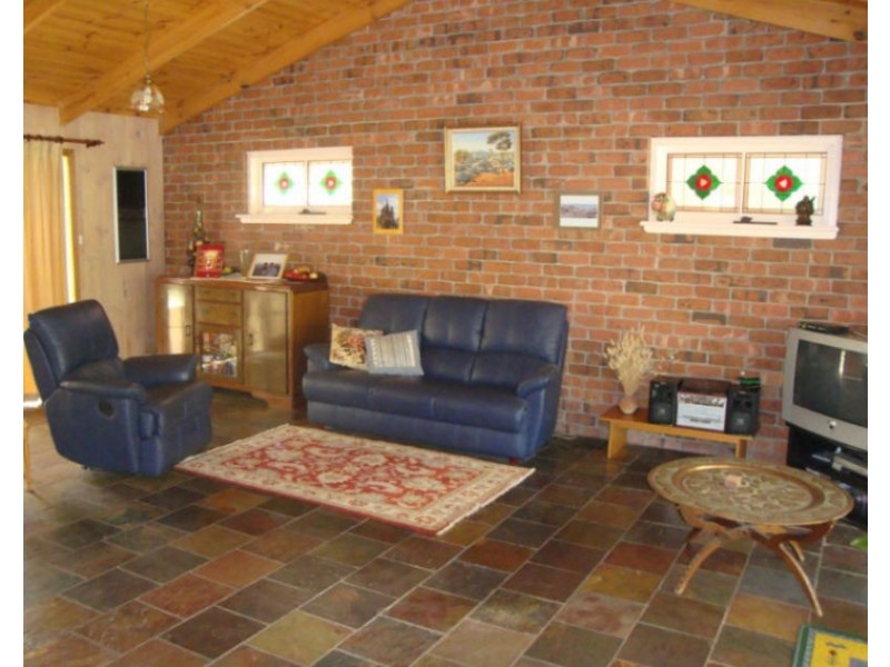 24 Symonds Street, Aldinga Beach SA 5173