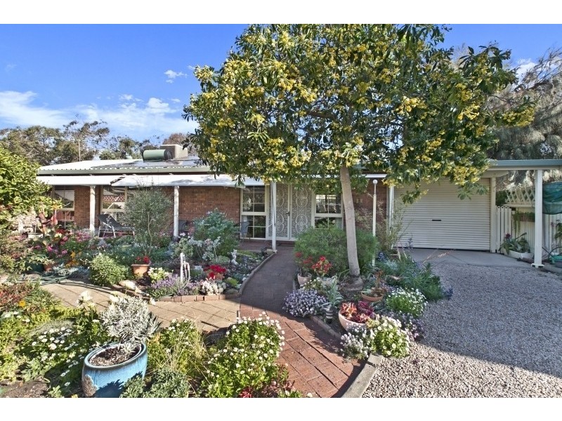 24 Symonds Street, Aldinga Beach SA 5173