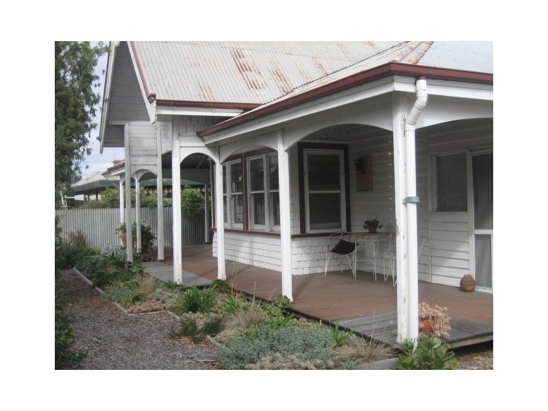 20 Walker Street, Donald VIC 3480