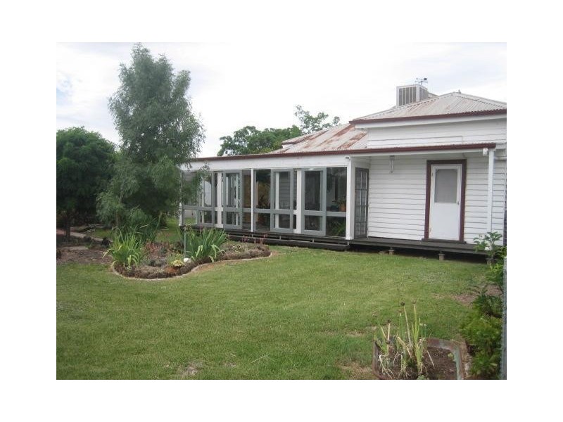 20 Walker Street, Donald VIC 3480