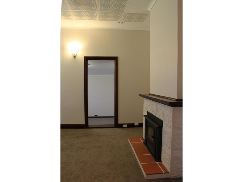 1 Queensbury Street, South Bunbury WA 6230