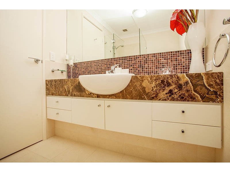 60/17 Rockingham Beach Road, Rockingham WA 6168