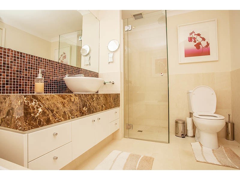 60/17 Rockingham Beach Road, Rockingham WA 6168