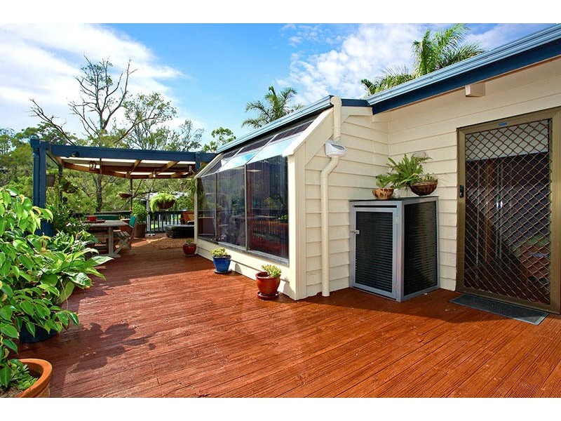 Elanora QLD 4221