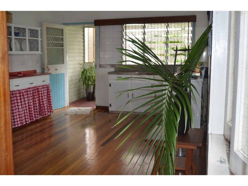 16 Nelson Street, Bungalow QLD 4870