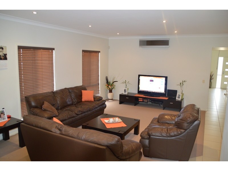 17 Bentleigh Street, Calamvale QLD 4116