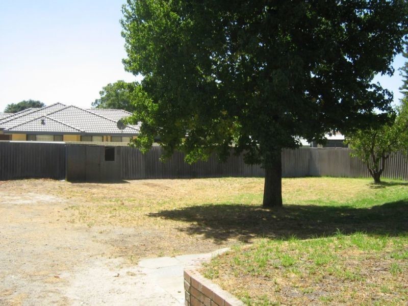 120 Streatham Street, Beckenham WA 6107