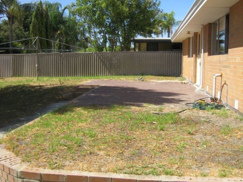 120 Streatham Street, Beckenham WA 6107