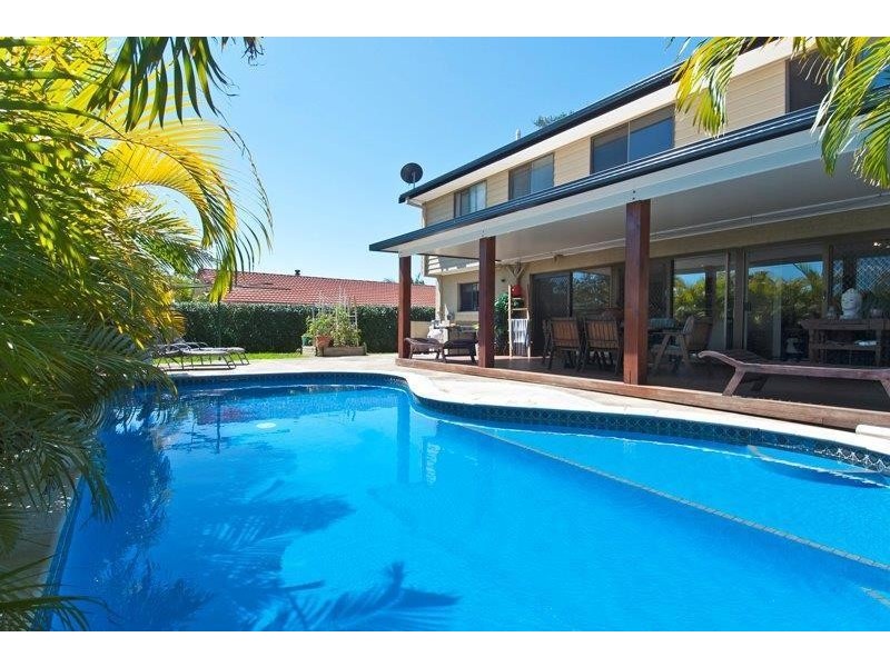 21 Walabah Drive, Ashmore QLD 4214