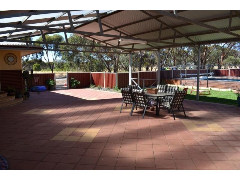 26 Knight Court, Corrigin WA 6375