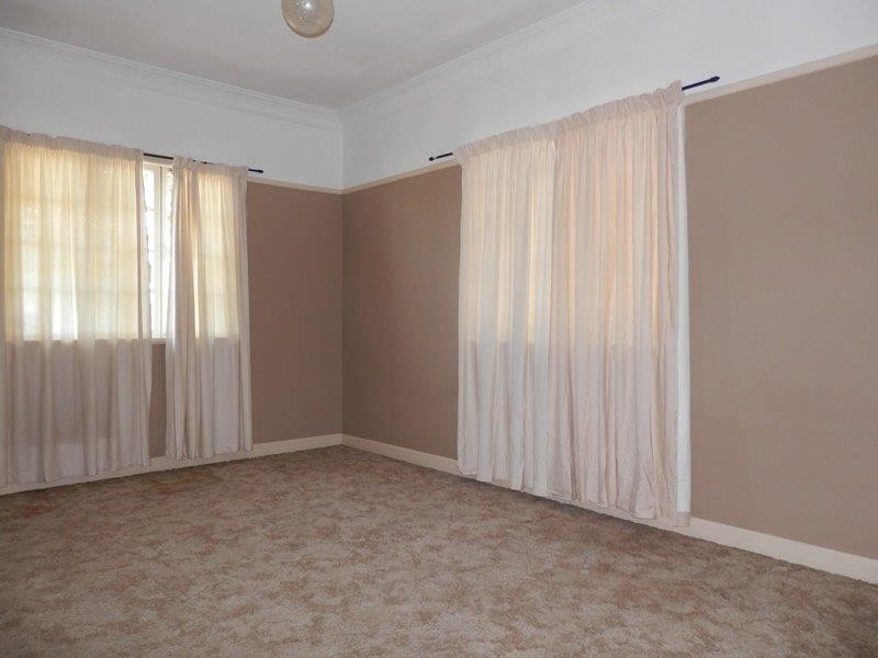 138 Brisbane Road, Booval QLD 4304