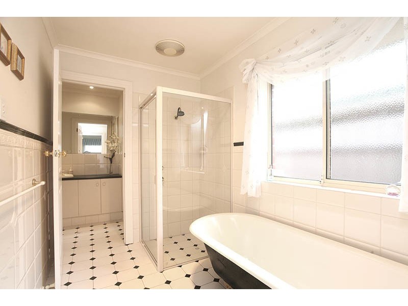 16  Noble Terrace, Allenby Gardens SA 5009