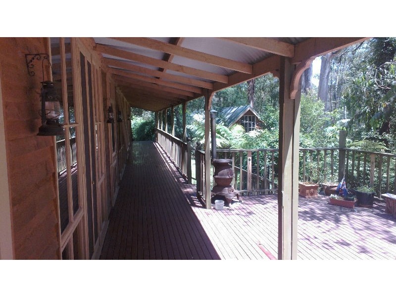 22 Lisheen Road, Cockatoo VIC 3781