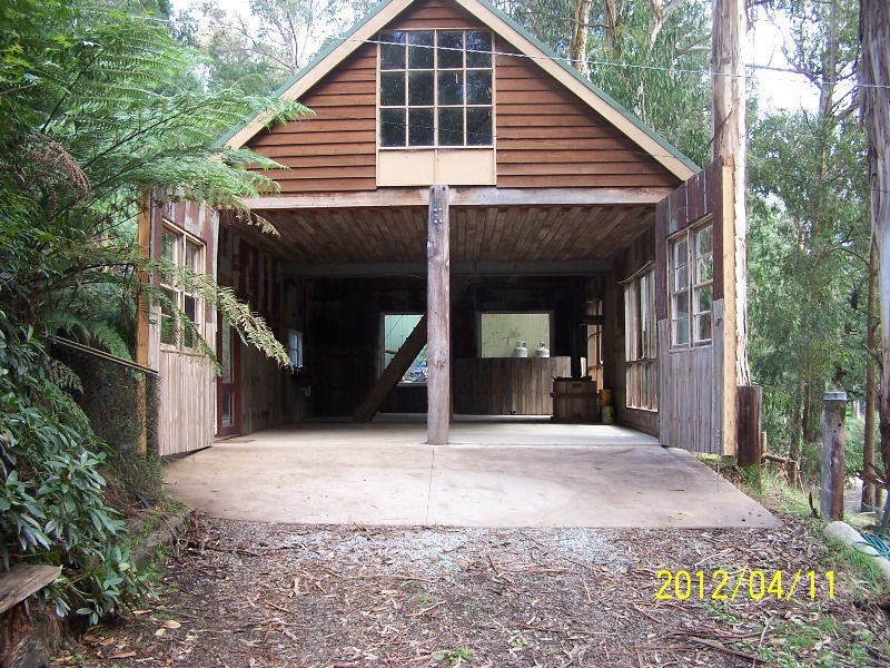 22 Lisheen Road, Cockatoo VIC 3781